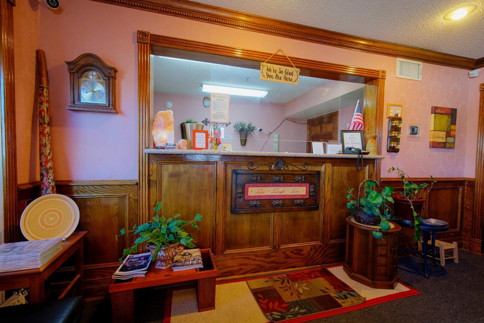 Hotel O Eureka Springs - Christ Of Ozark Area Экстерьер фото