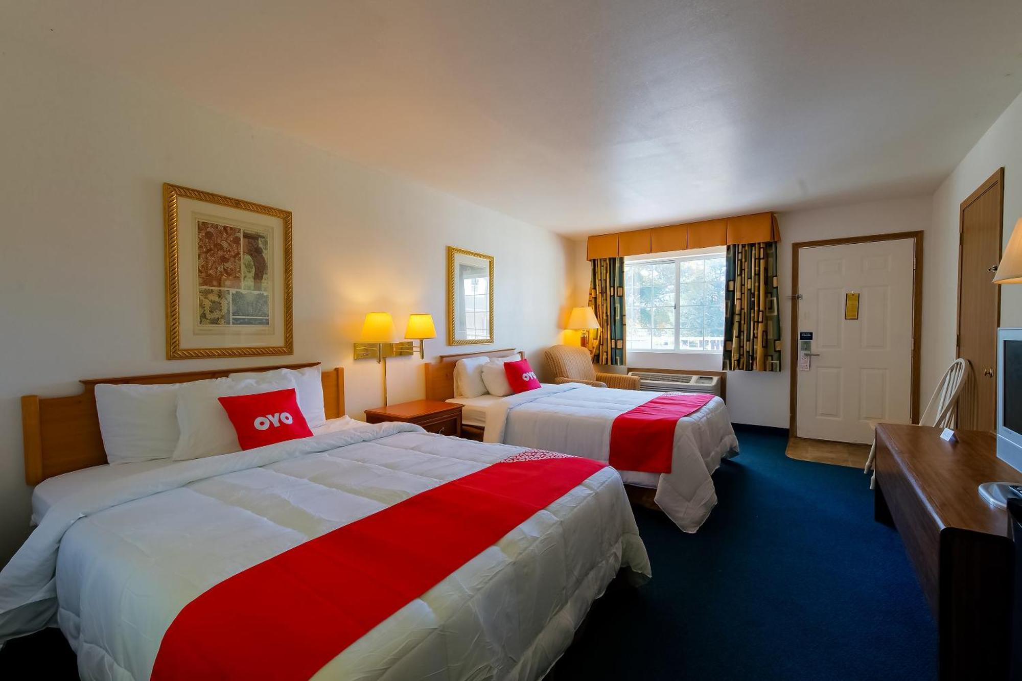 Hotel O Eureka Springs - Christ Of Ozark Area Экстерьер фото