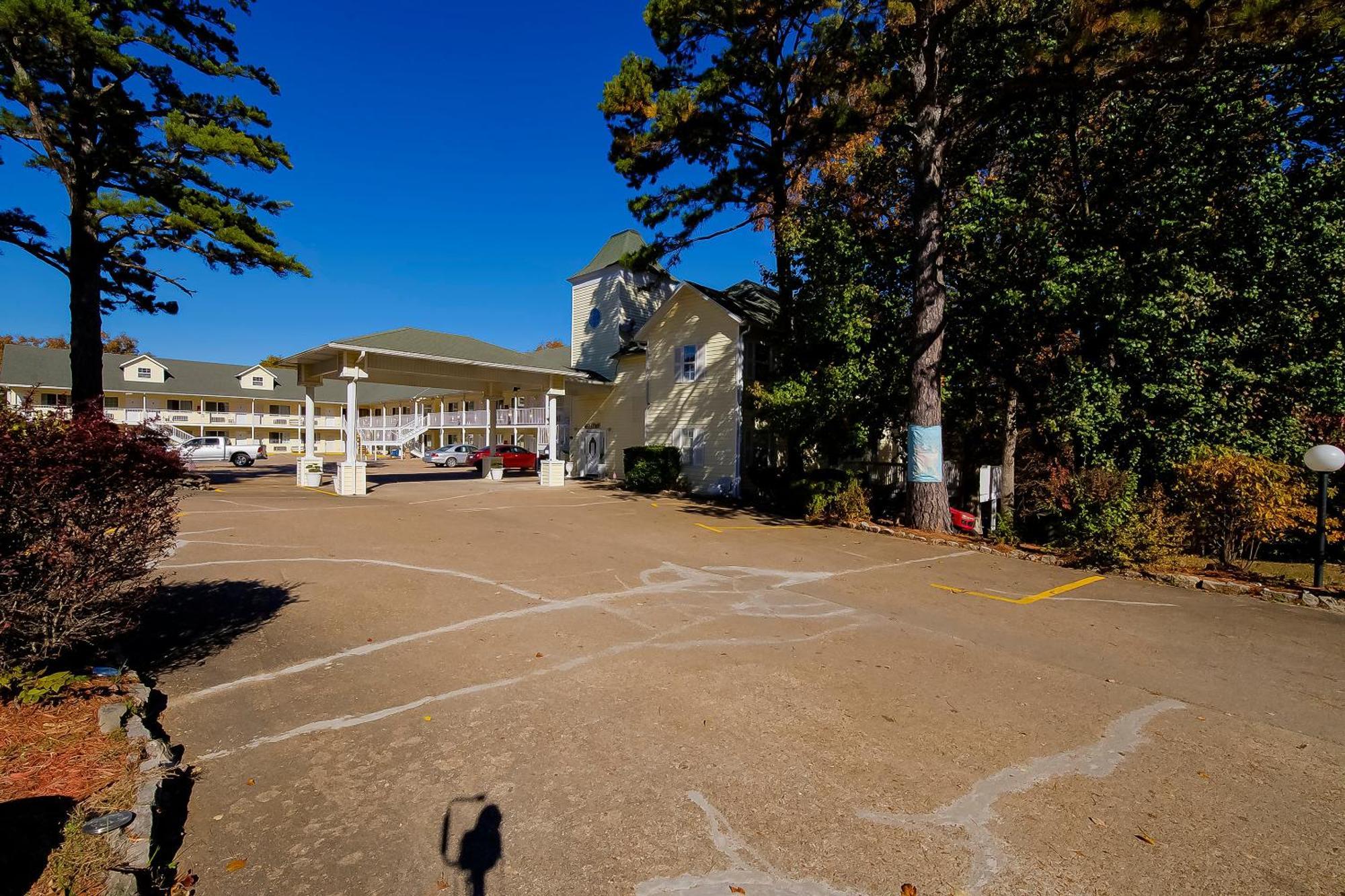 Hotel O Eureka Springs - Christ Of Ozark Area Экстерьер фото