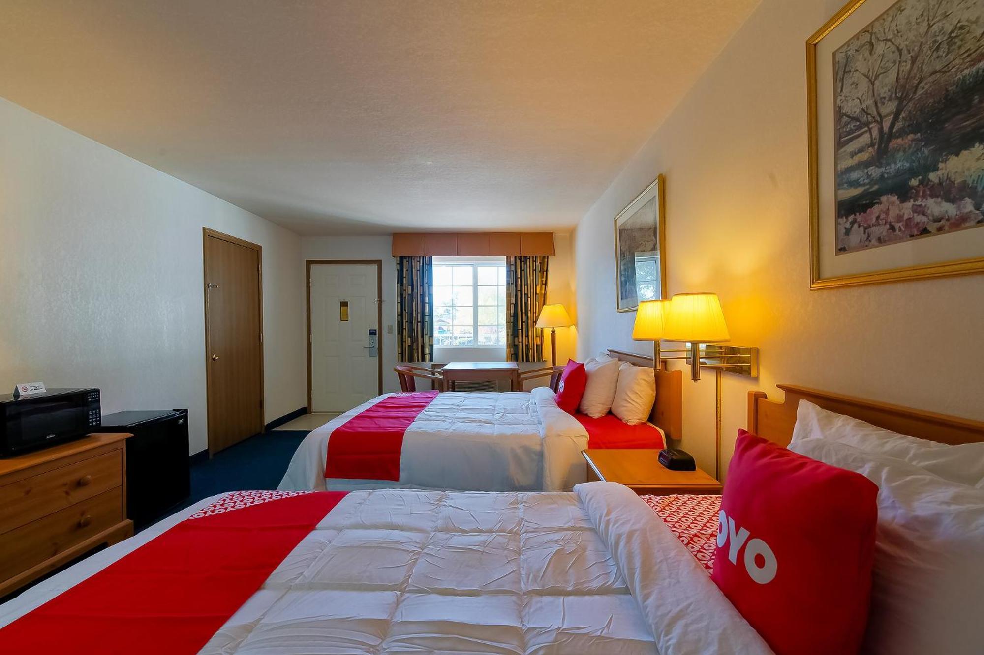 Hotel O Eureka Springs - Christ Of Ozark Area Экстерьер фото