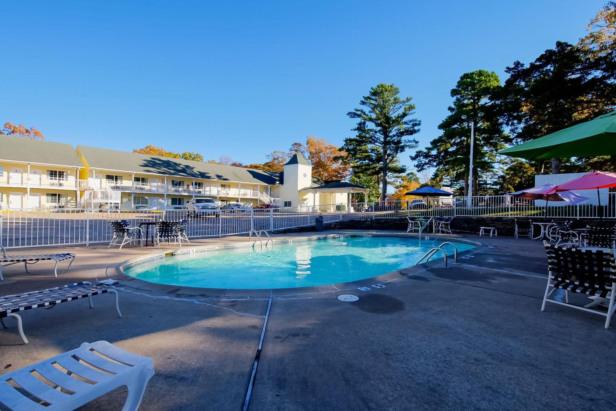 Hotel O Eureka Springs - Christ Of Ozark Area Экстерьер фото