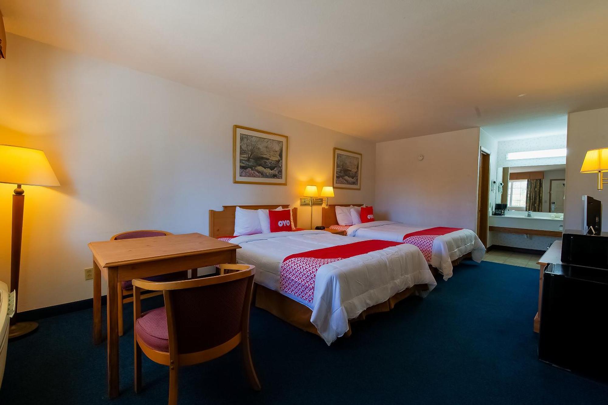 Hotel O Eureka Springs - Christ Of Ozark Area Экстерьер фото