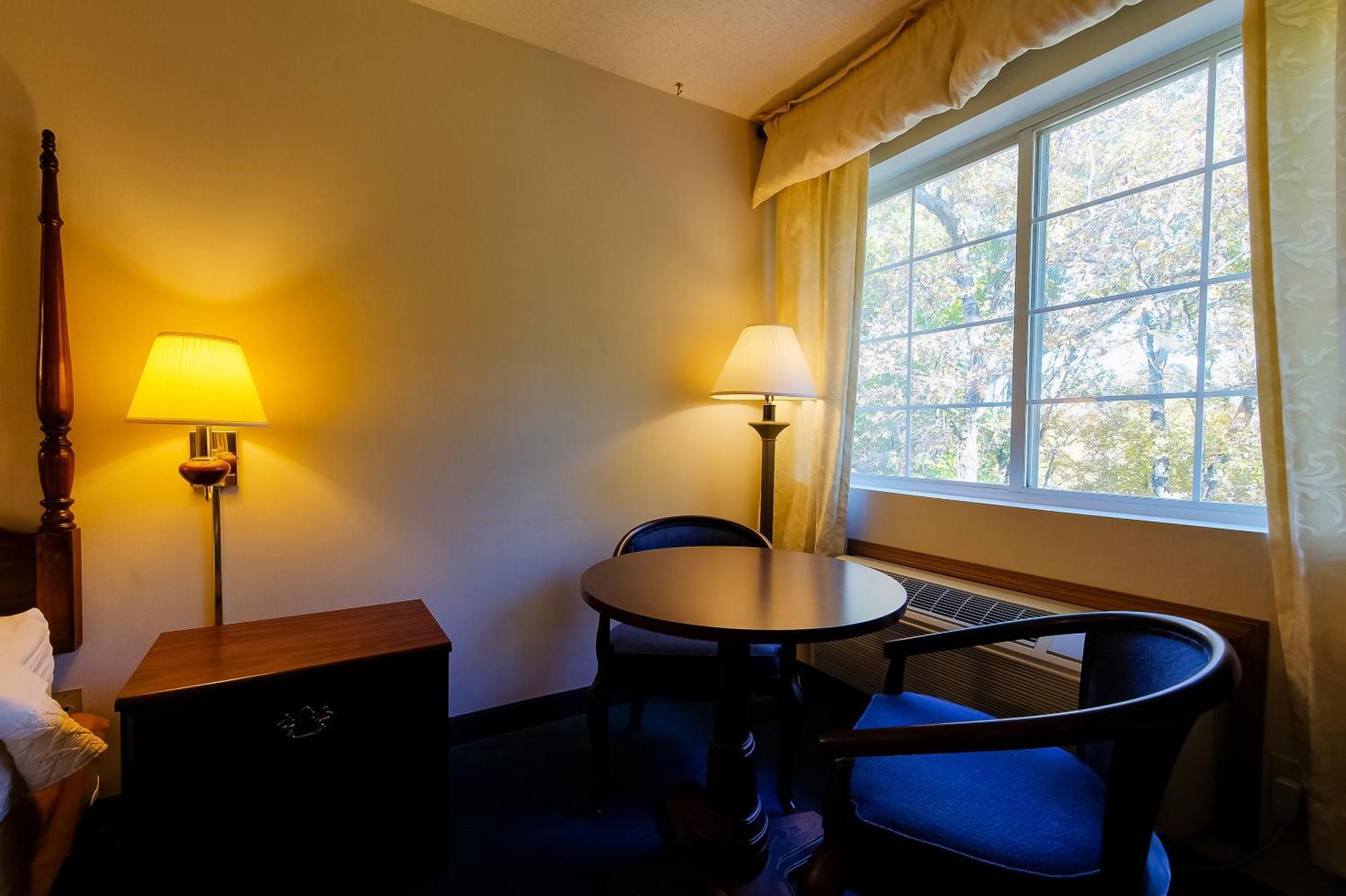 Hotel O Eureka Springs - Christ Of Ozark Area Экстерьер фото