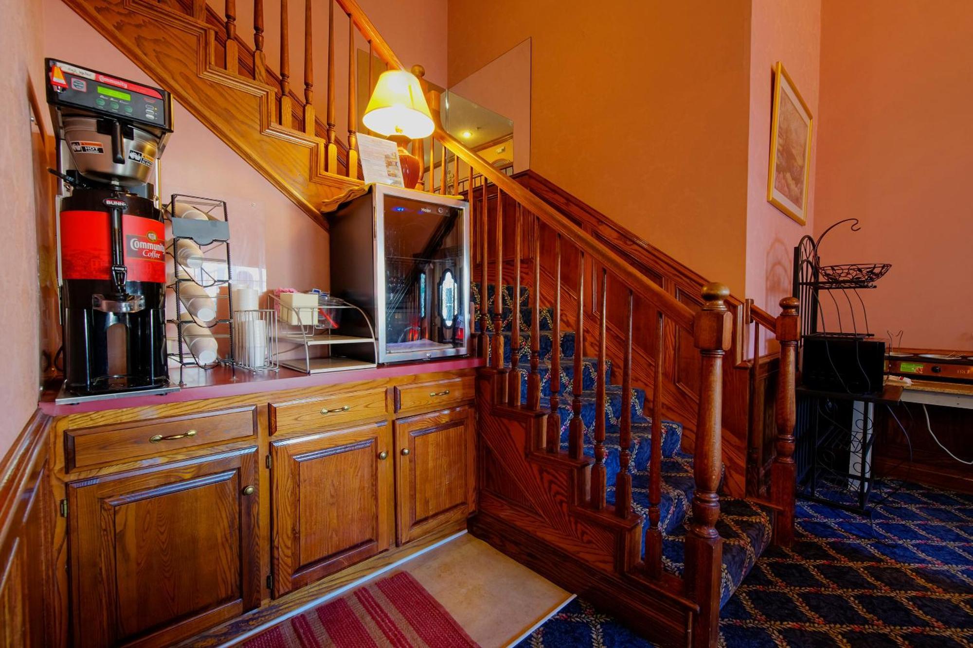 Hotel O Eureka Springs - Christ Of Ozark Area Экстерьер фото
